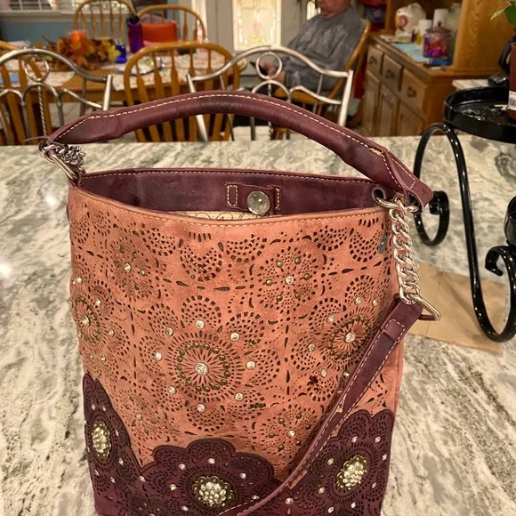 Montana West | Bags | Montana West Concho Collection  display picture 1